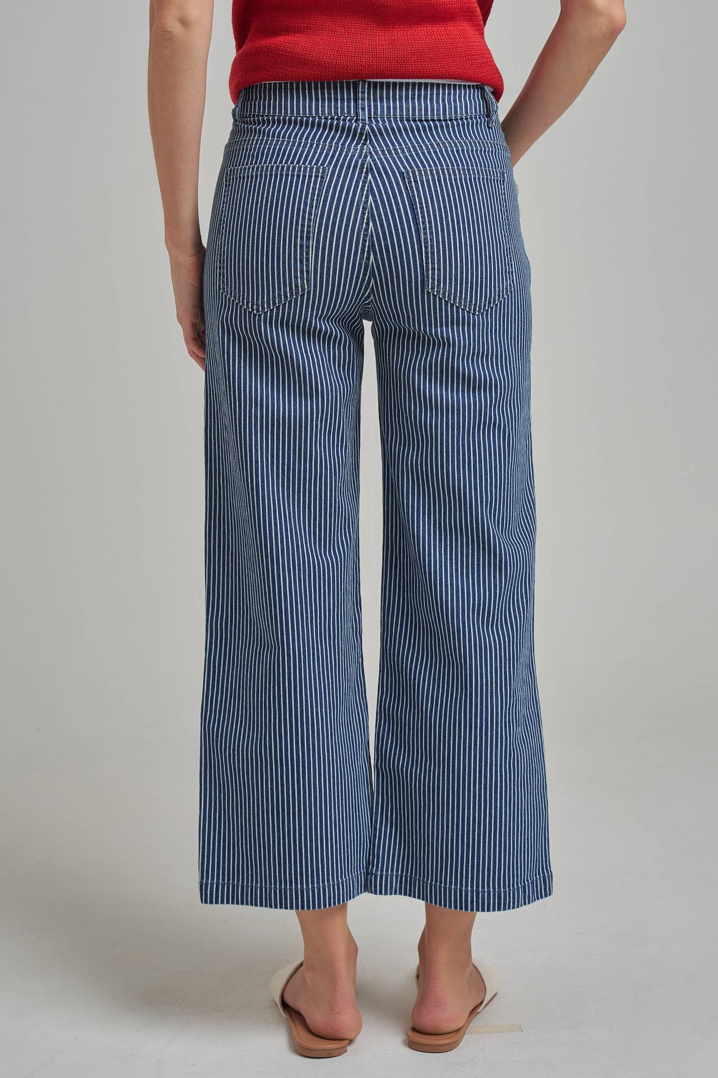 MID RISE WIDE LEG STRIPE DENIM JEANS WITH SCALLOPED POCKETS